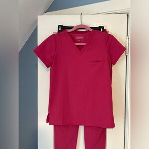 Mandala Xxs petite magenta scrub set